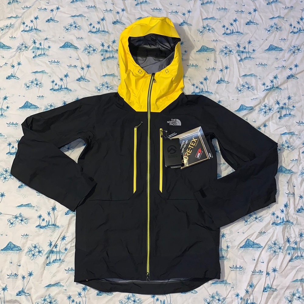 The North Face Mens Summit L5 GTX Pro Jacket GORE TEX Black Small